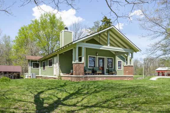 71-Acre Private Retreat with Hot Tub - Image 1